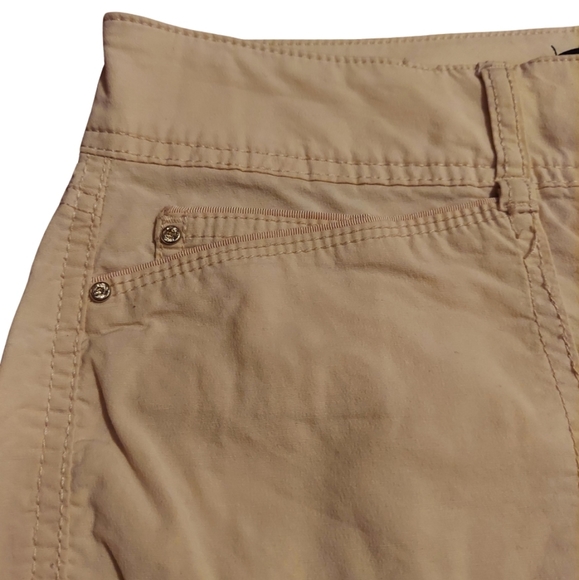 White House Black Market Convertible Ankle To Crop Cargo Pants In Color Bungalow - Picture 10 of 16